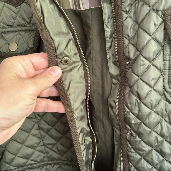 EUC Kut from the Kloth lightweight olive quilted jacket size Large Great details - Picture 10 of 11